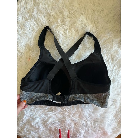 Victoria Secret Gray Sports Bra Size 36D High Support - Picture 2 of 5